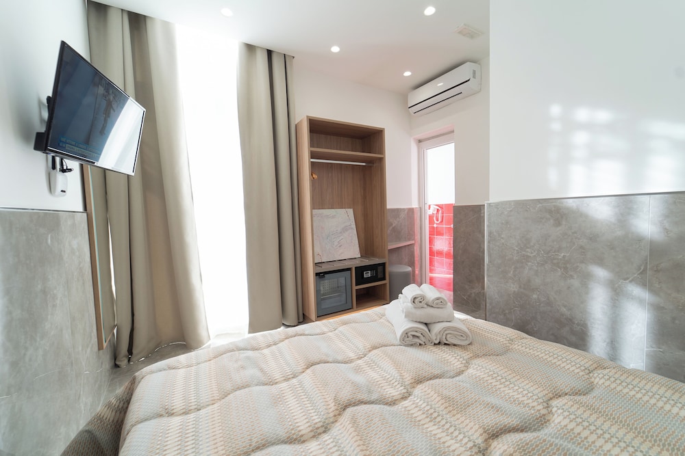 Royal Art House H Duomo by ClaPa Group Dislocated Hospitality