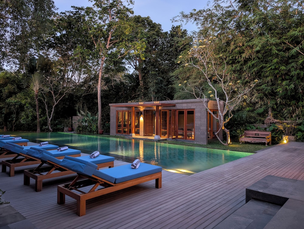 Jeeva Tirta Seminyak