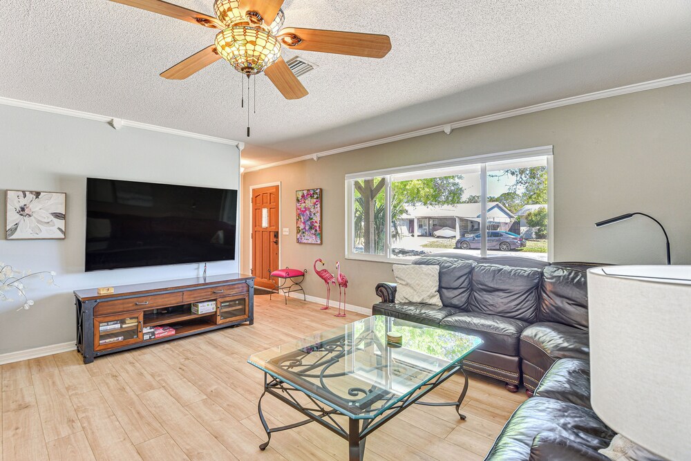 9 Mi to Coquina Beach: Home w/ Pool & BBQ