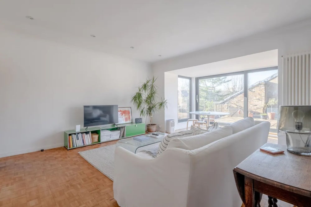 Peaceful 2 Bedroom Flat With Roof Terrace - Hackney