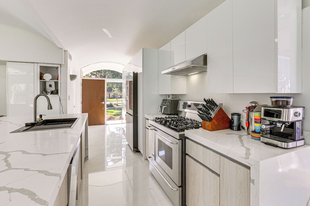 2 Mi to Fsu: Unique Home w/ Patio & Spacious Yard