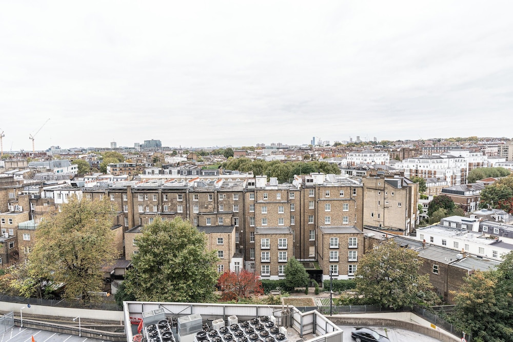 Duplex 2BR 2BA Flat Near Gloucester Rd Station