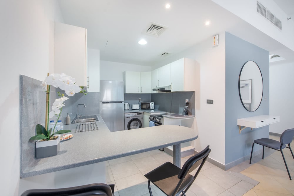 Prime Studio Stay in Barsha Heights