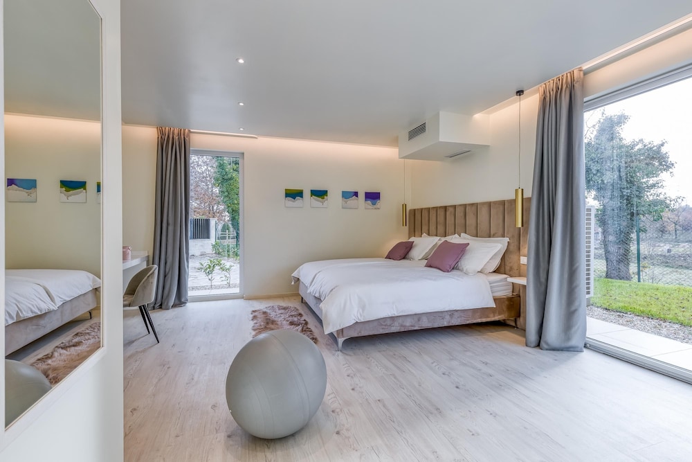 Luxury Villa Sonia With Wellness Gym