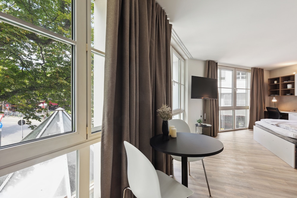 Modern Studios in BONN SK