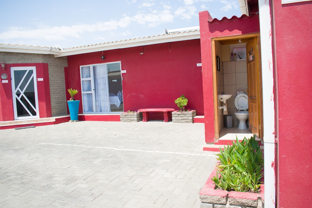 Tina's Guesthouse
