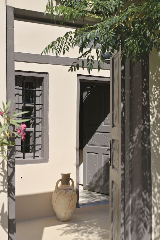 OIA Unique Homes by K&K