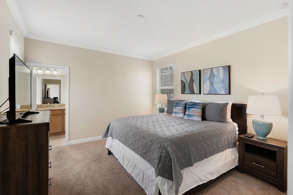 2995 Buccaneer Palm Road
