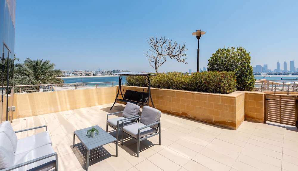 Tiara Residences - Mint Stay
