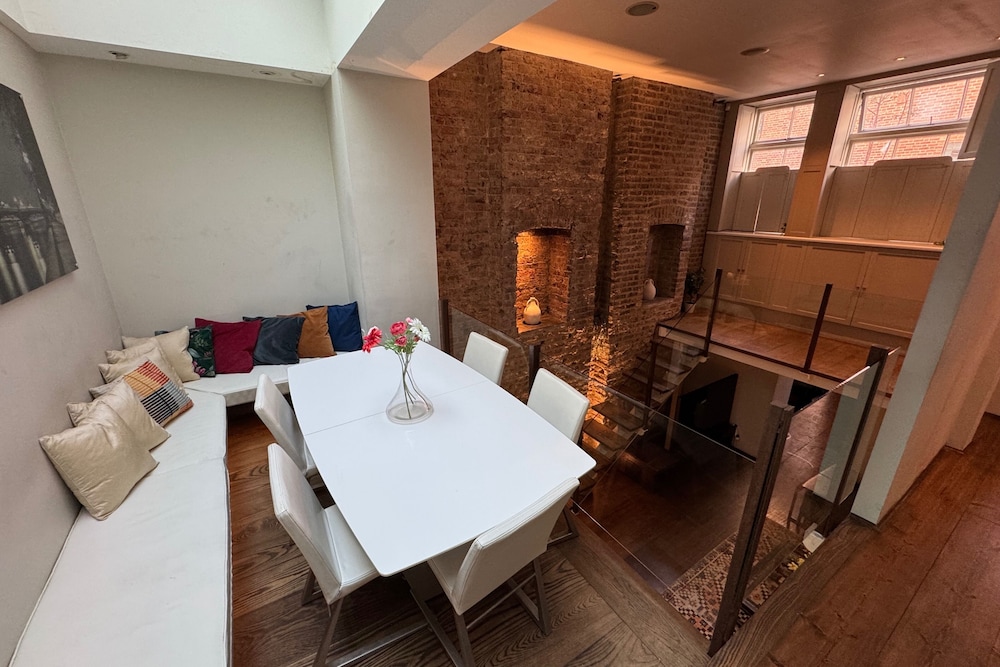 Covent Garden House, 4-bed, Sleeps 10