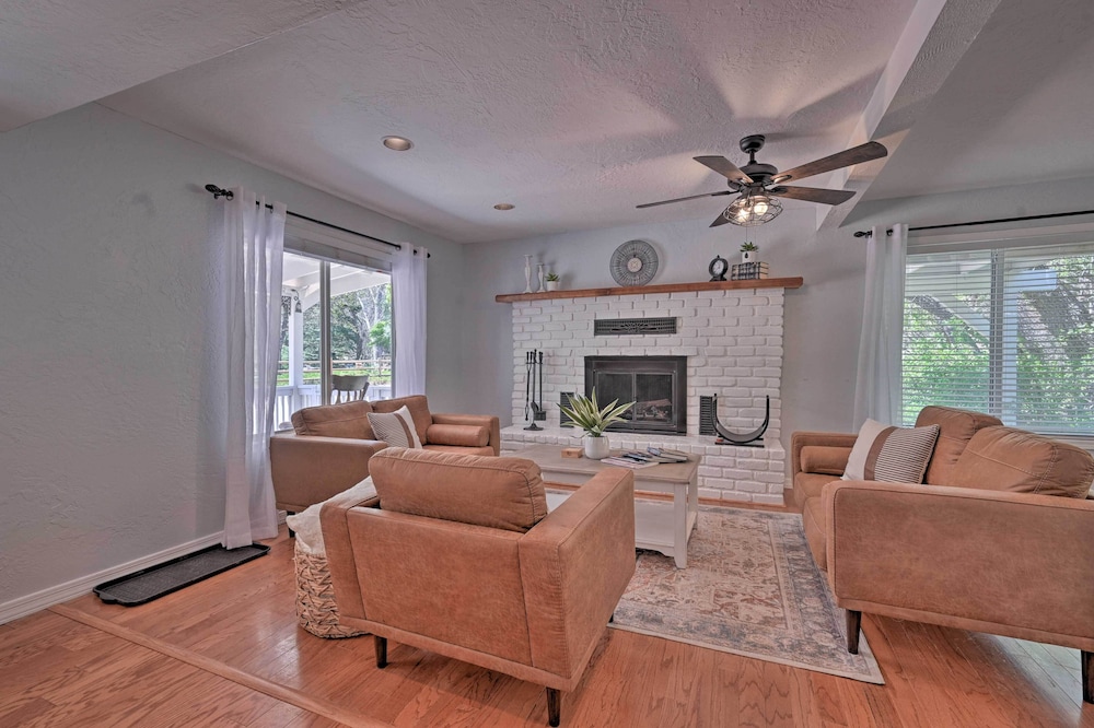 Payson Vacations - Bright Whispering Pines Home Near Scenic Hikes! - Property Image 1