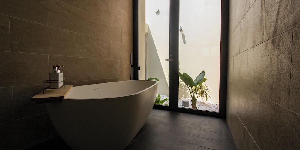 villa LIFE INDAH sumuide
