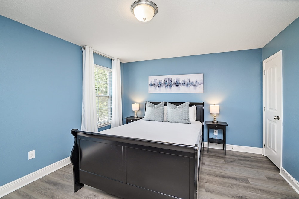 Upstay - Solterra Home w Private Pool Hot Tub