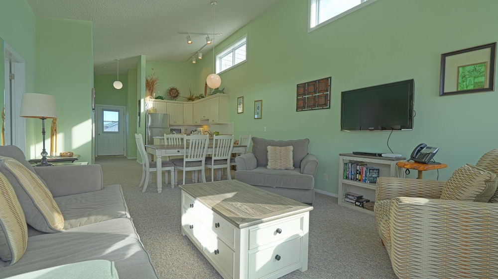 Sea Crest Resort