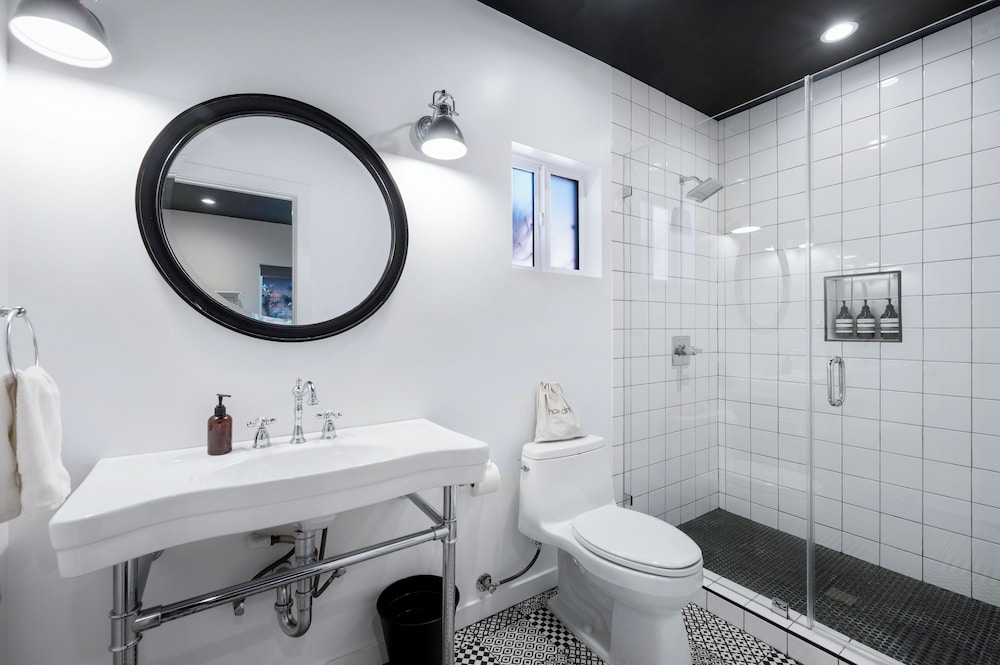 The Gower Street Bungalows by AvantStay