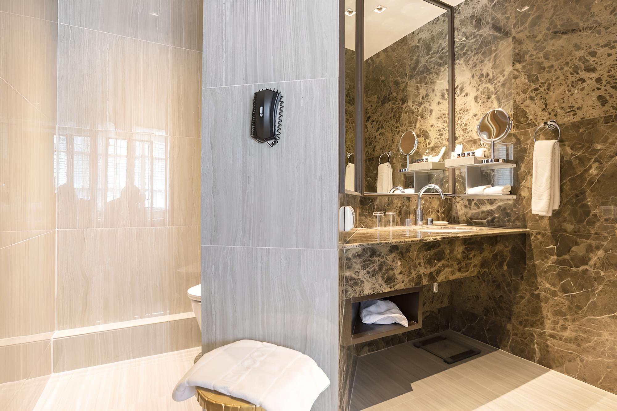 Purity Grove Phrom Phong by Favstay