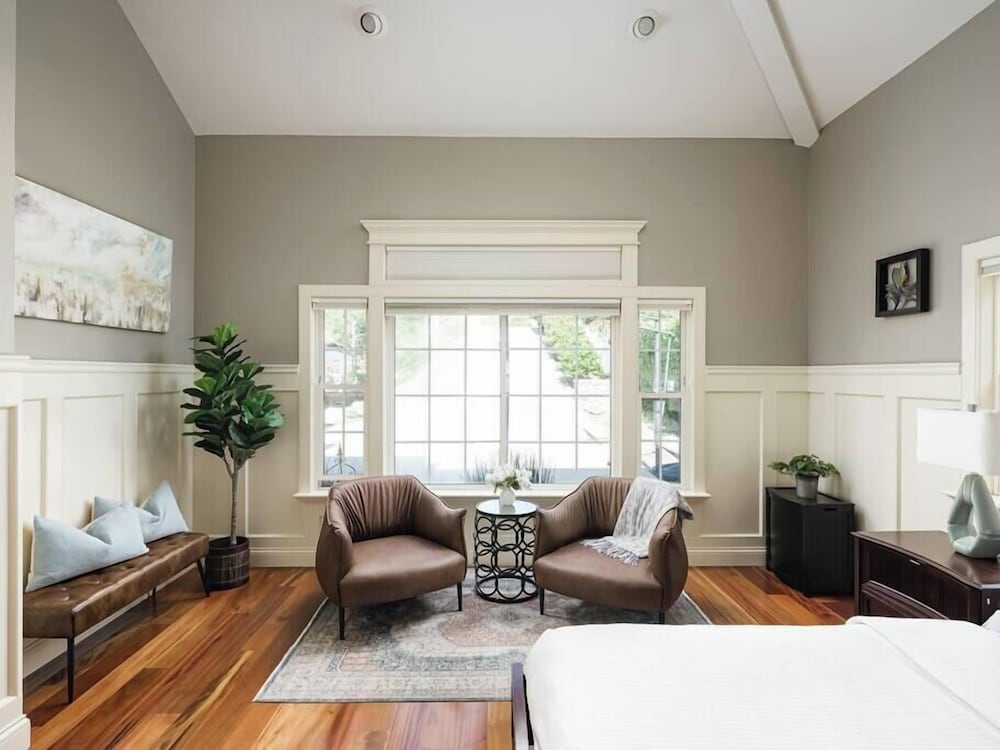 Luxury 5br 3 5ba w Pool Hot Tub