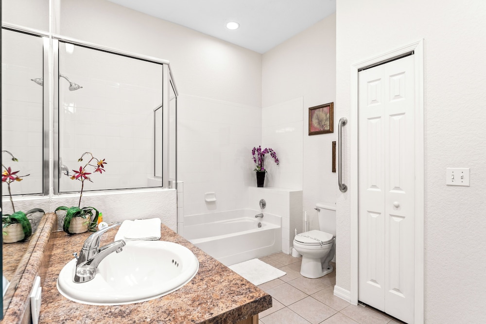 Slice Of Sunshine At Caribe Cove