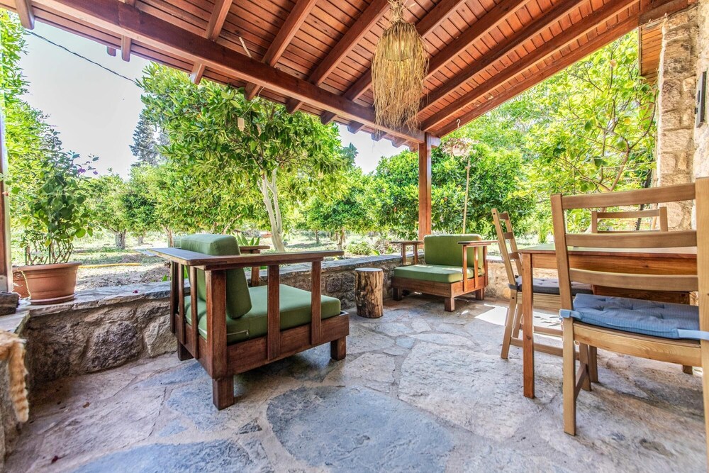 Chic Villa w Fireplace 3 min to Beach in Bodrum view 4