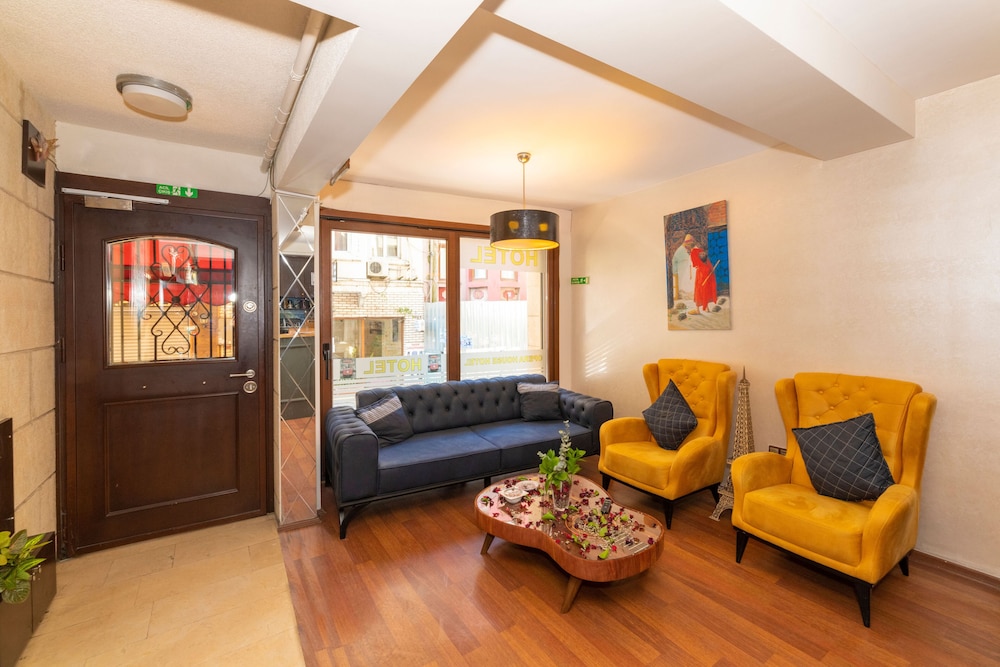 Opera House Otel - Image 9