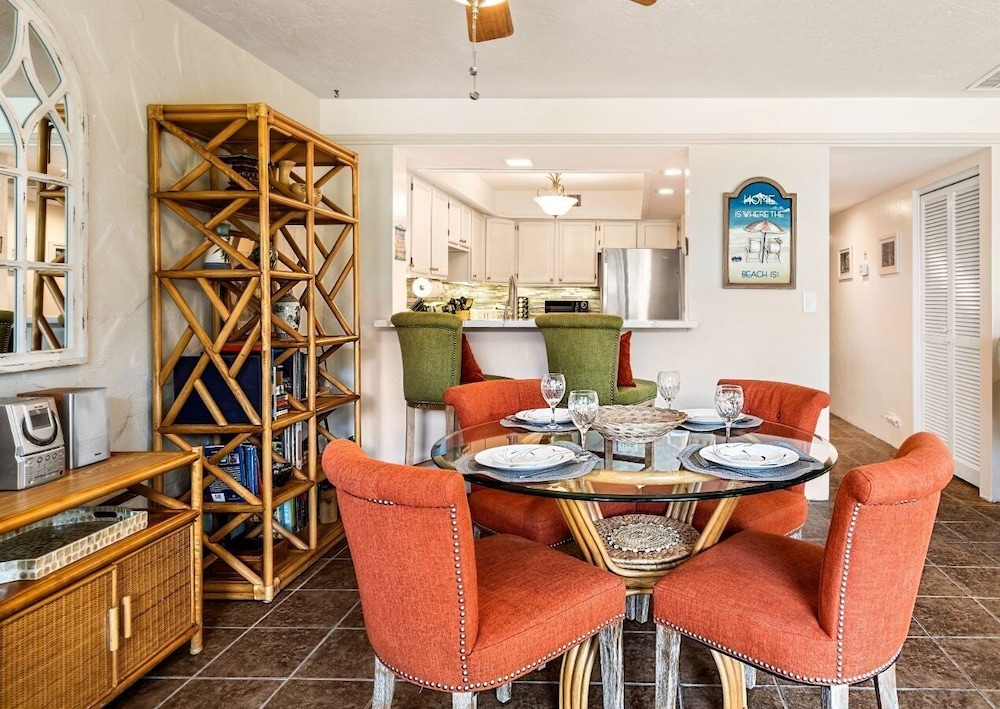 Newly Remodeled - Ocean View - AC - Ground Floor - Vrkcv