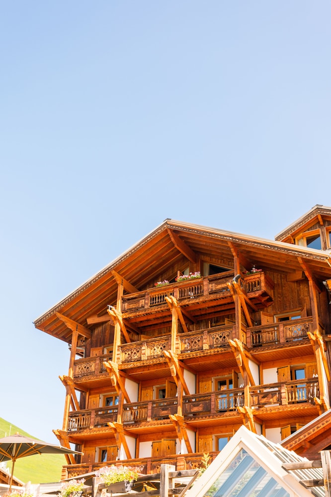 Huez Vacations - Hotel Au Chamois d'Or by Les Etincelles - Property Image 37