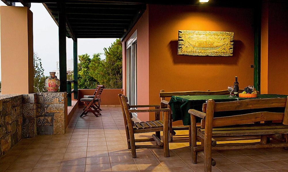 Wild Pear Villa
