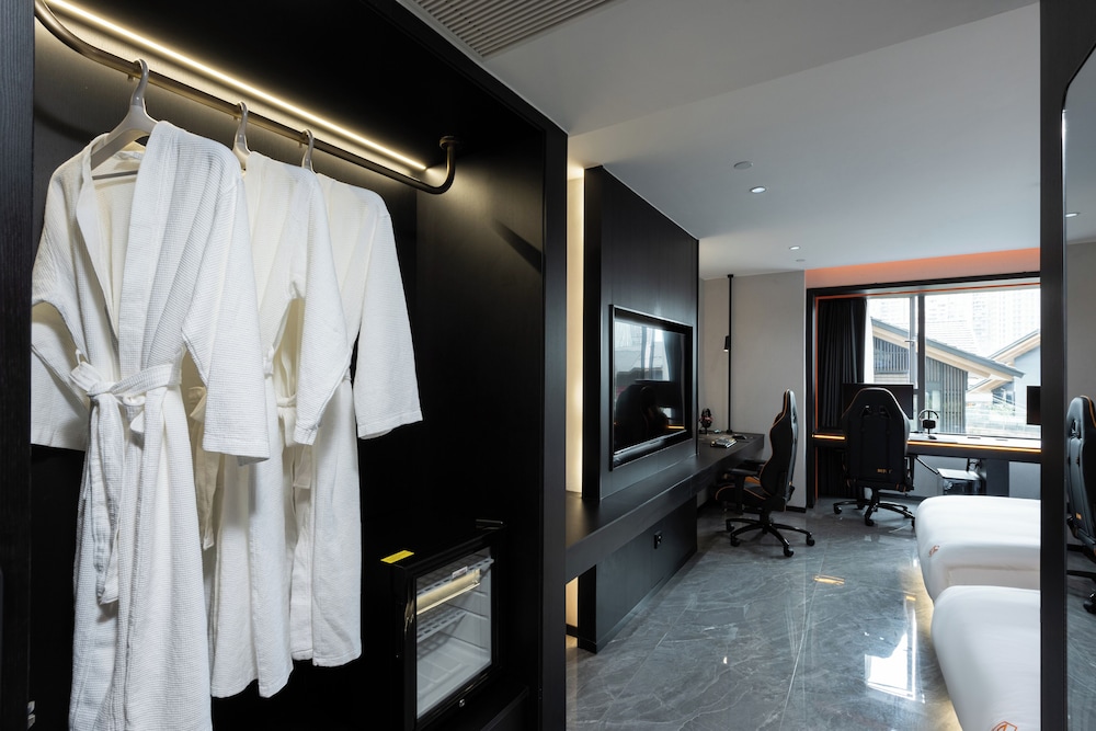 Leshan Manfu Hotel