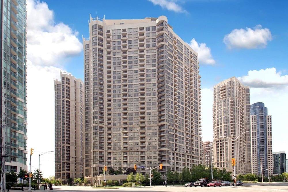 NAPA Furnished Suites - Square One