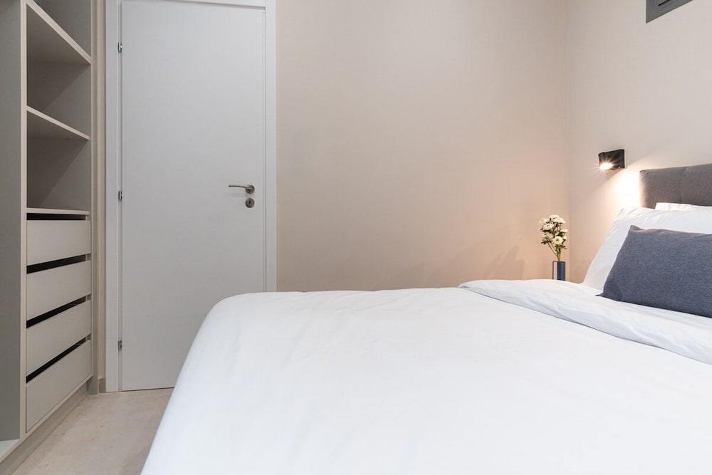 Charming Minimal apt in the Center of Glyfada