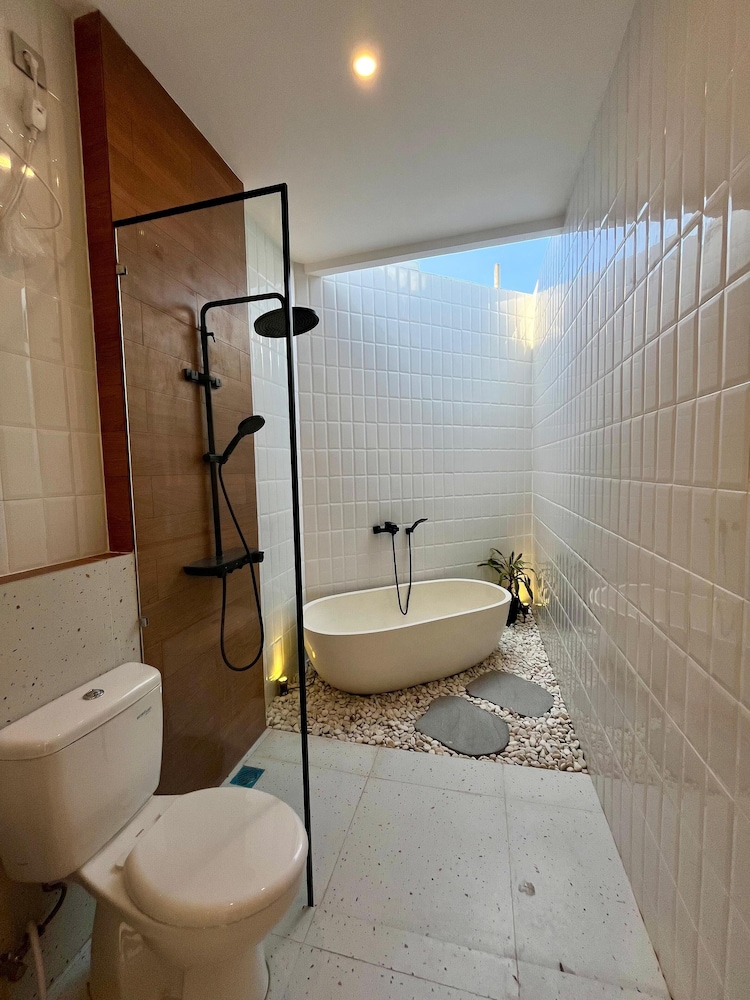 Bougenvile Luxury 2BR Private Seminyak
