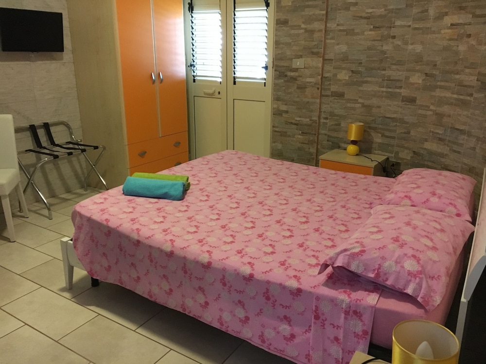 Angel Bay bb Punta Prosciutto is Located in the Heart of Punta Prosciutto
