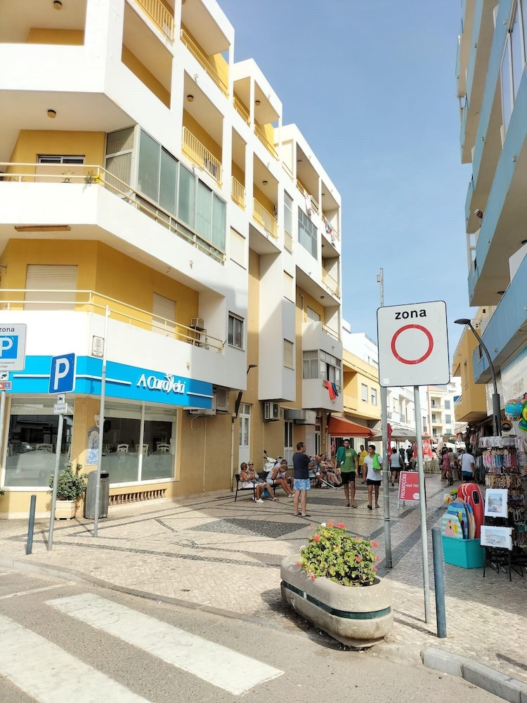 T2 Requinte A C e Vista Mar Wifi Garagem view 5