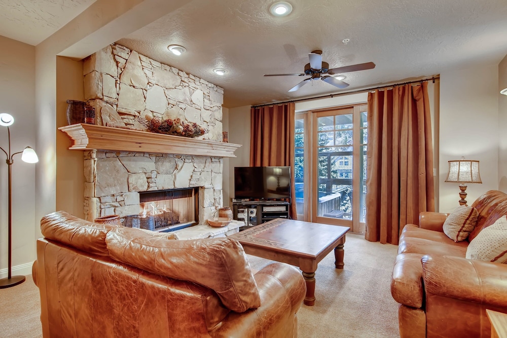 Park City Ski Resort - Town Pointe Condos