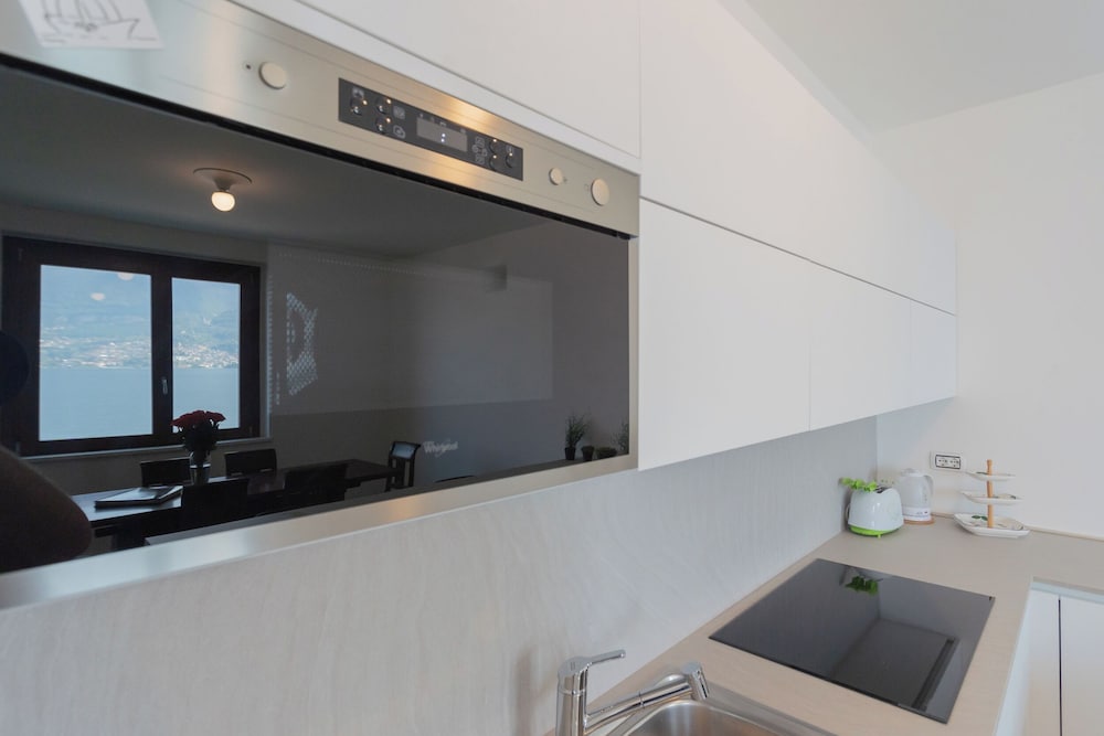 Dream Lake Apartments by Rent all Como