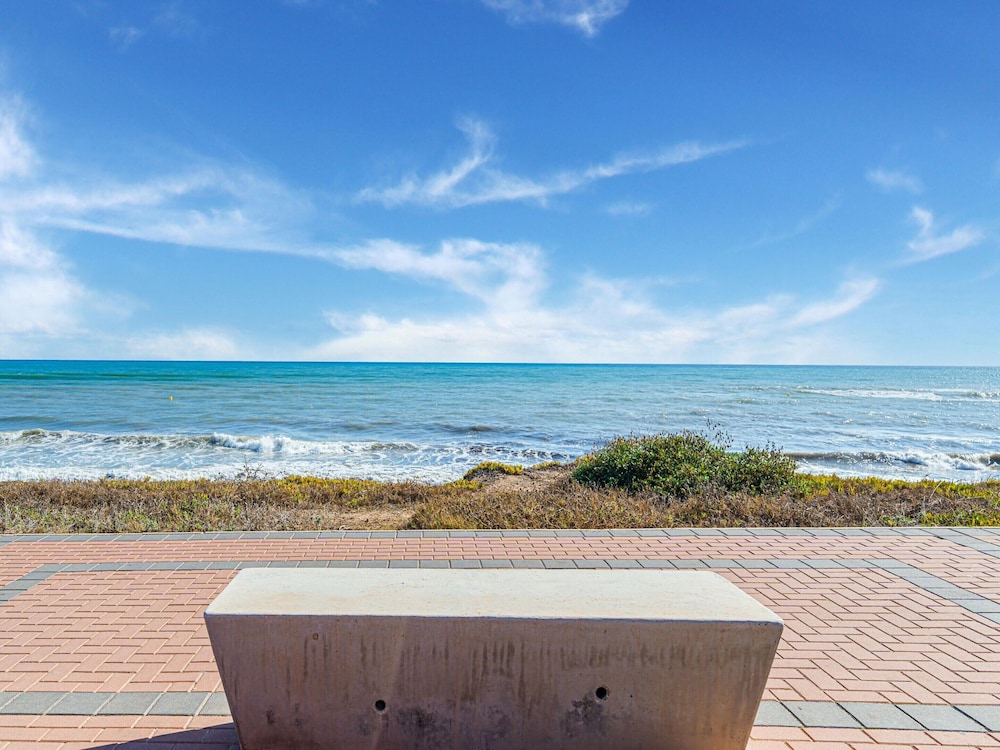 Sea-view Stay, Torrevieja