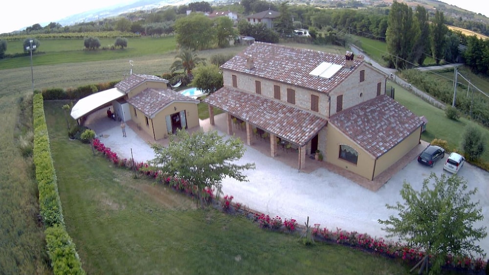 Agriturismo La Vecchia Fonte