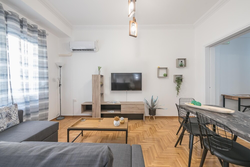Athens Bright Suite by Cloudkeys
