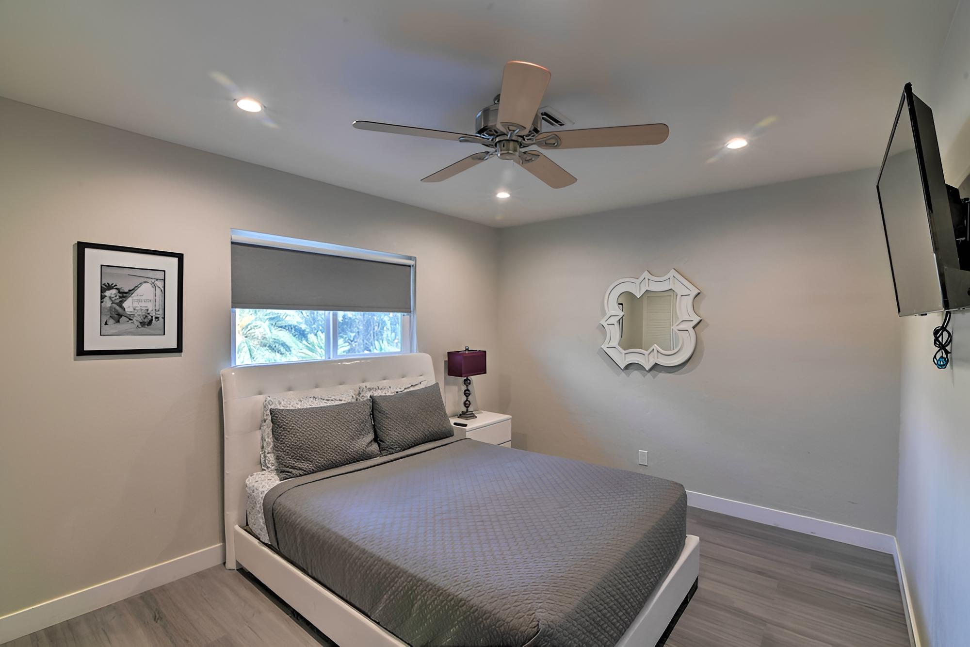 Las Vegas House w/ Pool & Hot Tub - 1 Mi to Strip! - Image 4