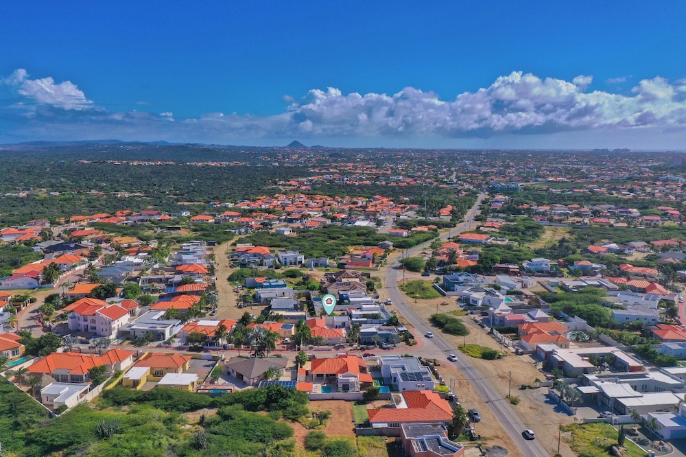 Breathtaking Prvt 4BR Pool Villa 5 Min to Beach