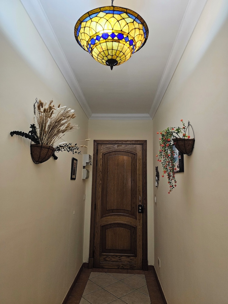 Country View Apartment