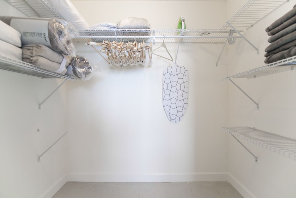 Cozy apt from Downtown Doral Park