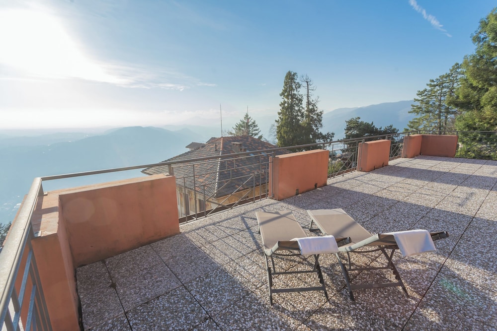 Sunset Terrace Loft Best View on Como by Rent all Como