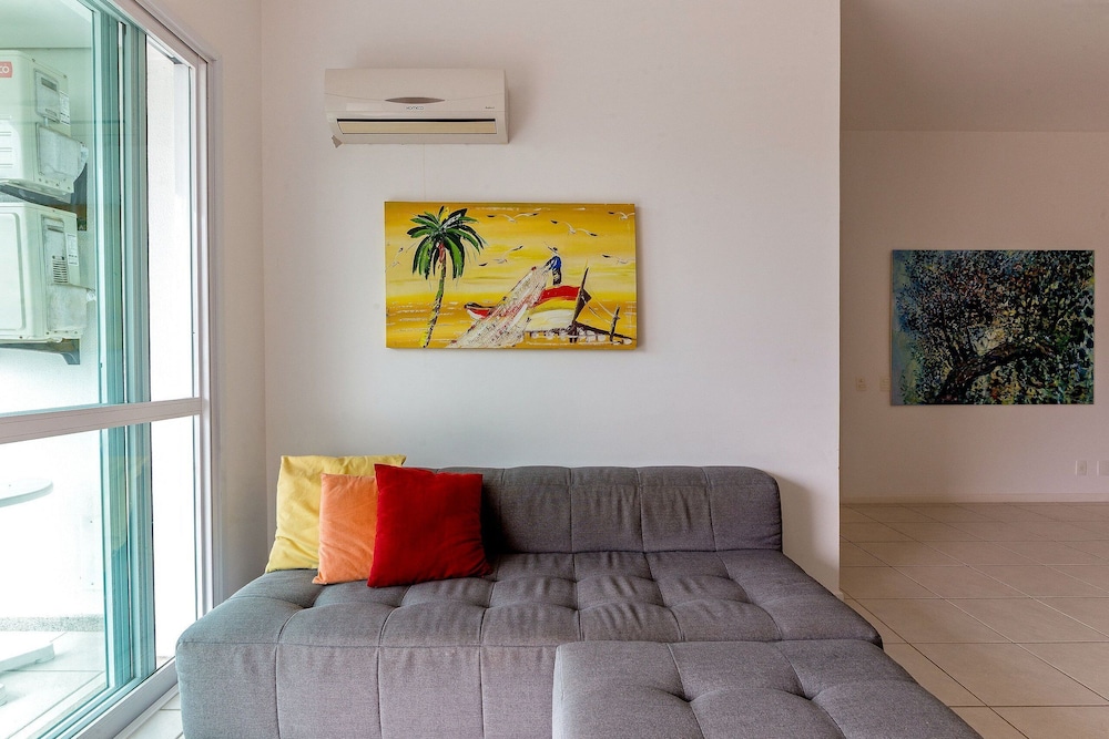 Apt With Pool 250m From Jurere Beach Aya201