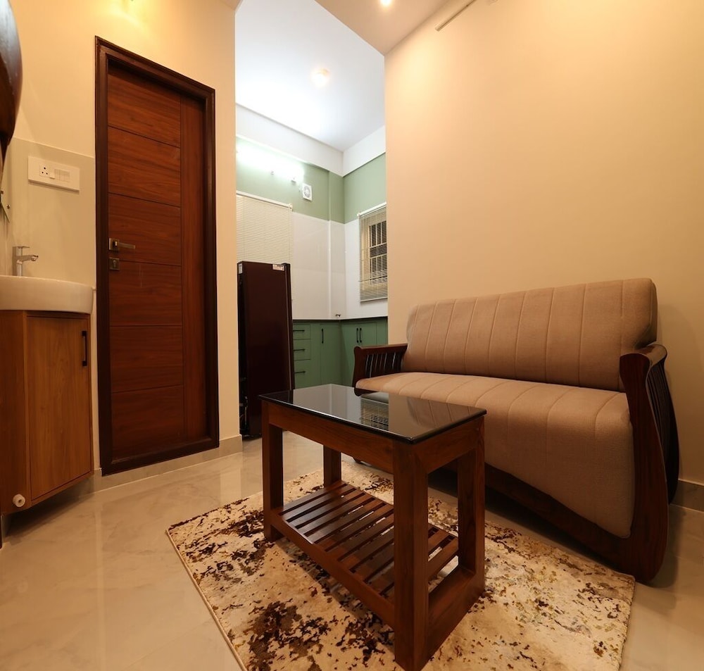 Olivette Suites