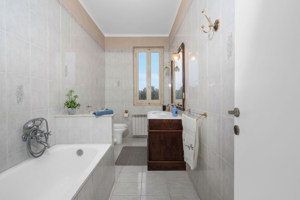 Borgo House In Florentine Hills With Pool
