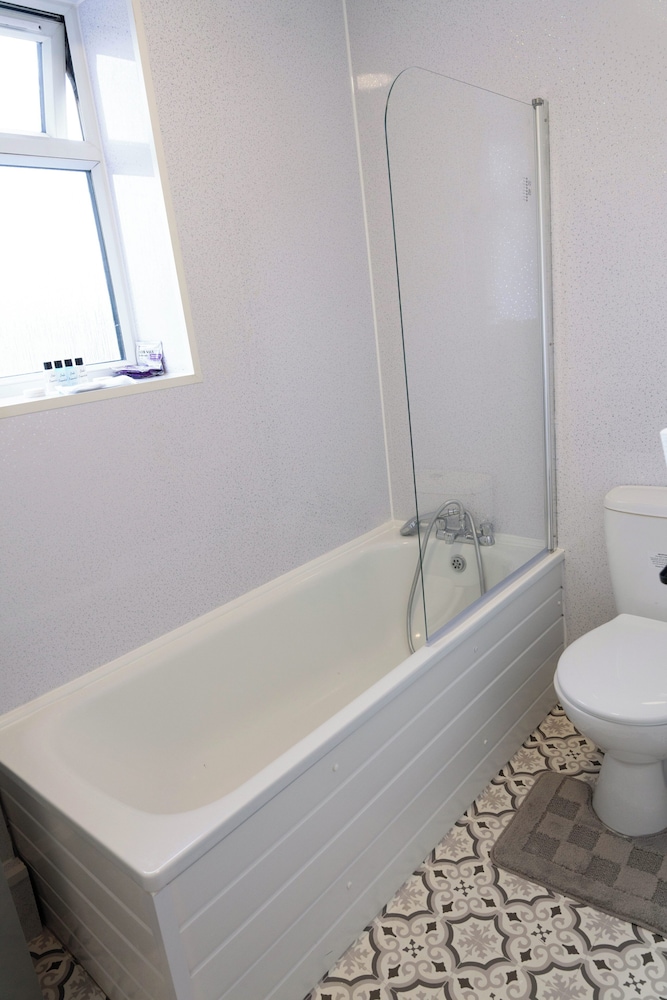 Charming Dartford Apartment - Ideal for Explorers!