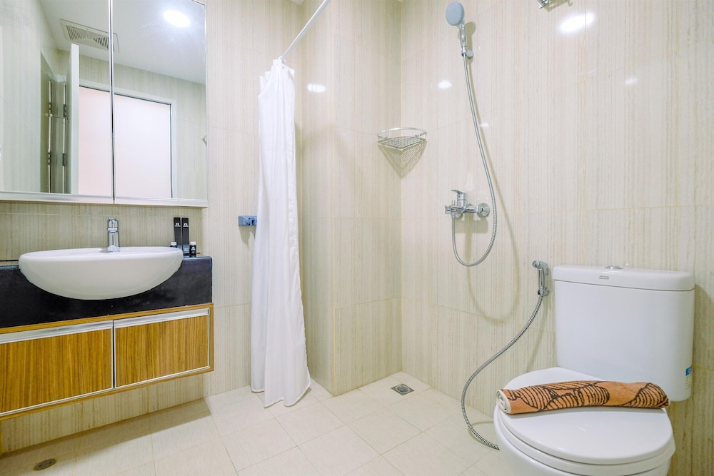 Comfort and Enjoy Living 2BR at Sentul Tower Apartment