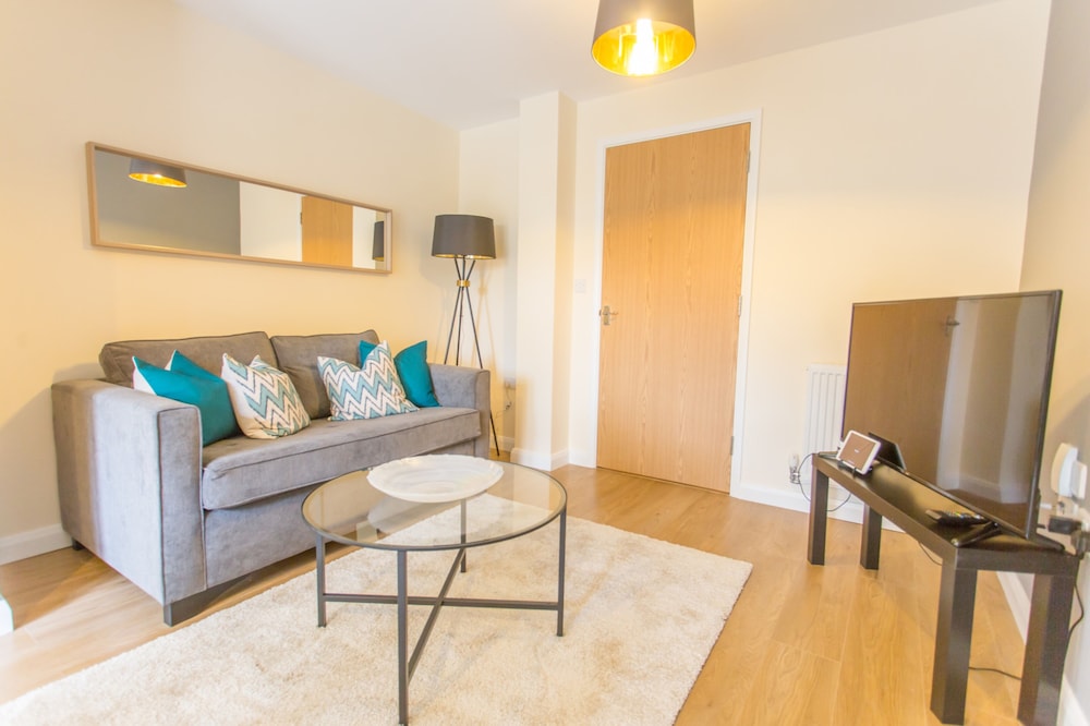 Oxford Vacations - Razia Apartments - Property Image 27