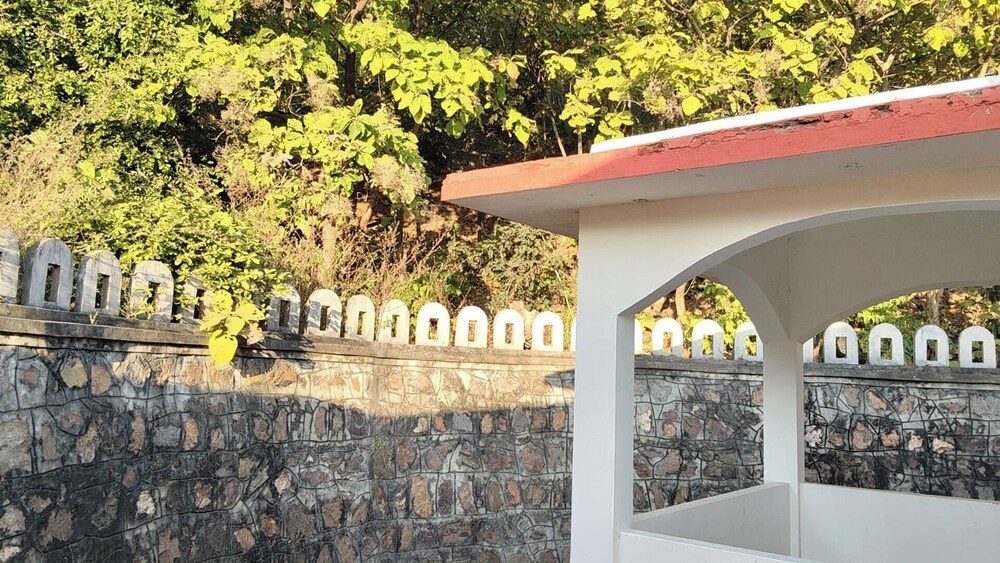 Mangal Murti Hotels Pvt. Ltd.
